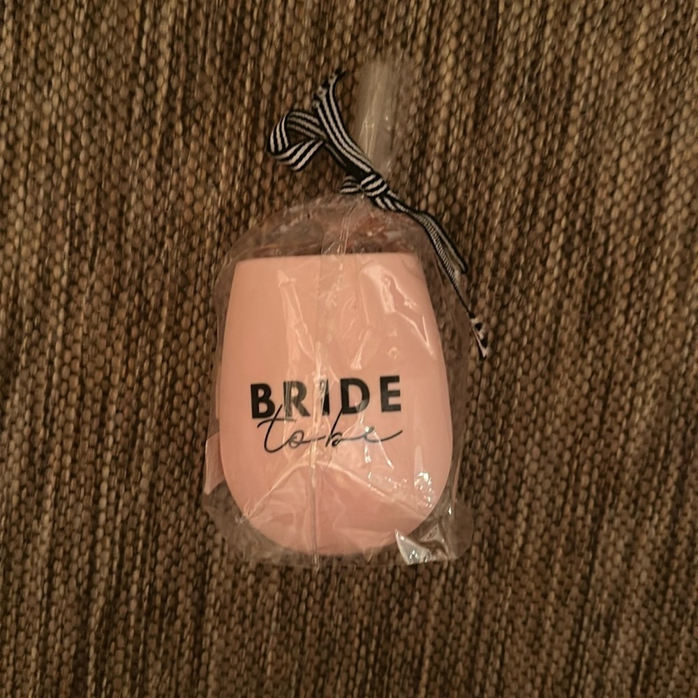 Bride to be Silicone Cup